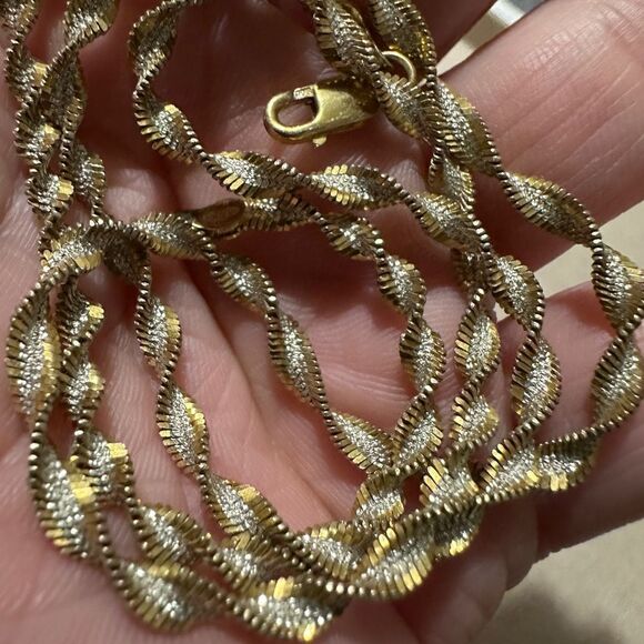 Italian 925 Sterling Silver & Gold-Tone Twisted Rope Chain – 18.5” - Picture 3 of 17